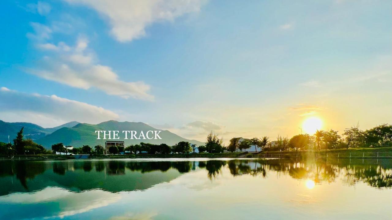 The Track Homestay - Near Bai Dai Beach Cam Lam Exterior photo